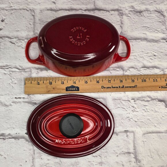 Le Creuset Enameled Cast Iron Signature Oval Dutch Oven 1Qt Cerise #7 France Min - Picture 8 of 9